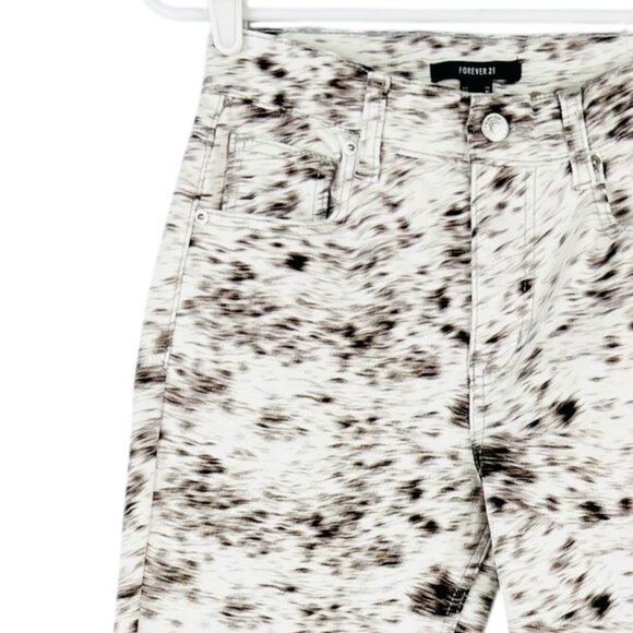 NWT Forever 21 Women's Brown & White Animal Print Flared Jeans Mid Rise Size 25 - Picture 5 of 14